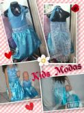 Vestido frozen com capa